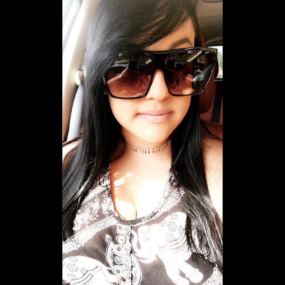 Meet your Posher, Ashley